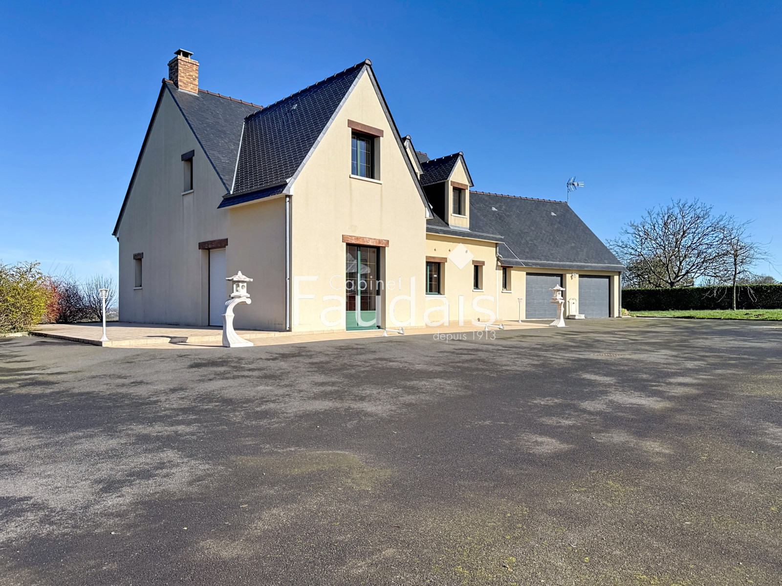 
                                                Vente
                                                 10 minutes de ST LO