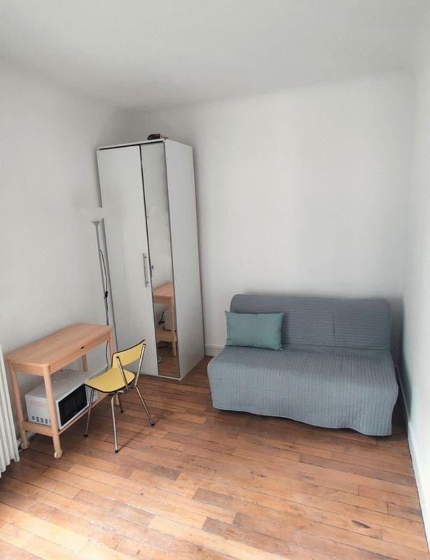 
                                                Location
                                                 15m² metro Guy Moquet paris 17