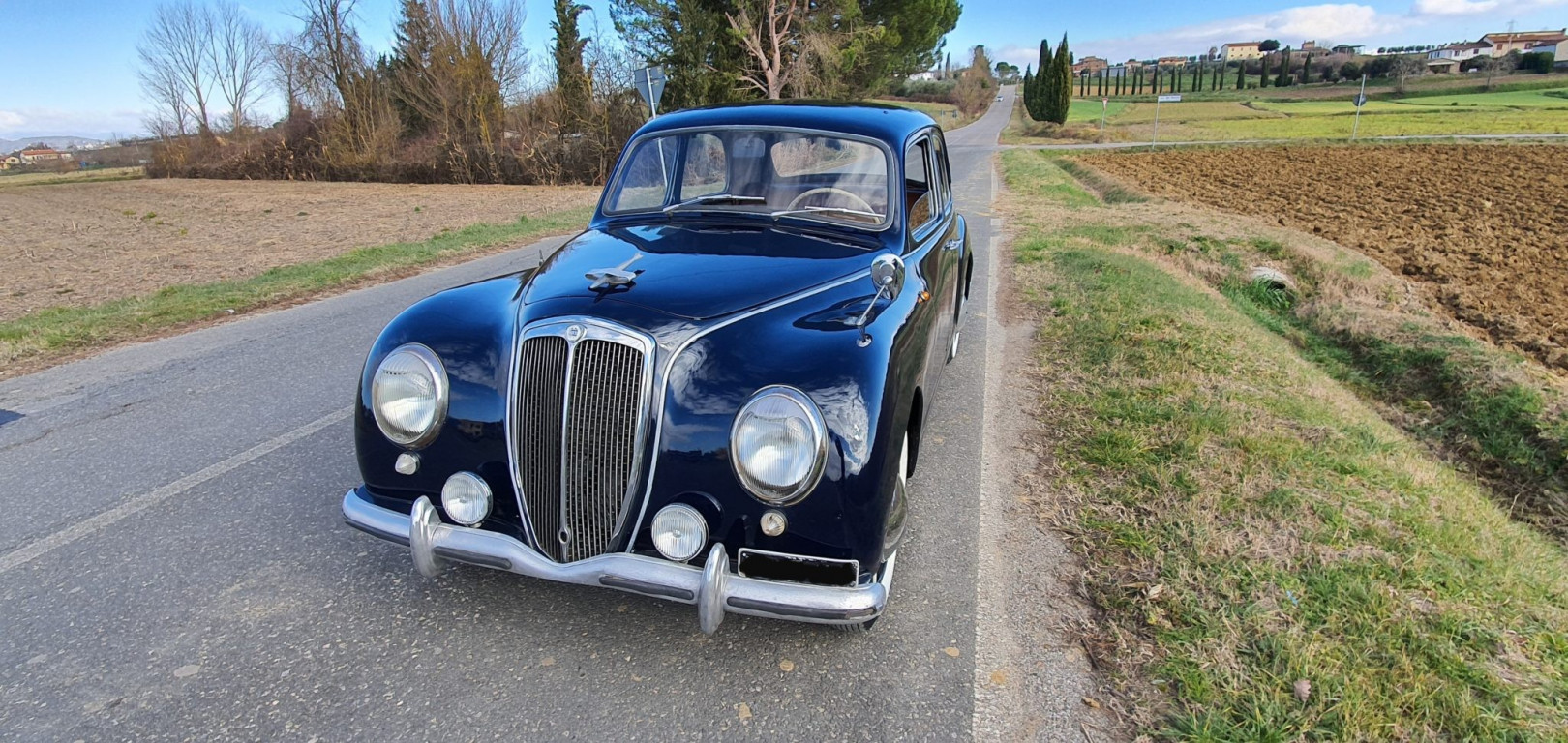 
                                                Voiture
                                                 1951 Lancia Aurelia B10 S