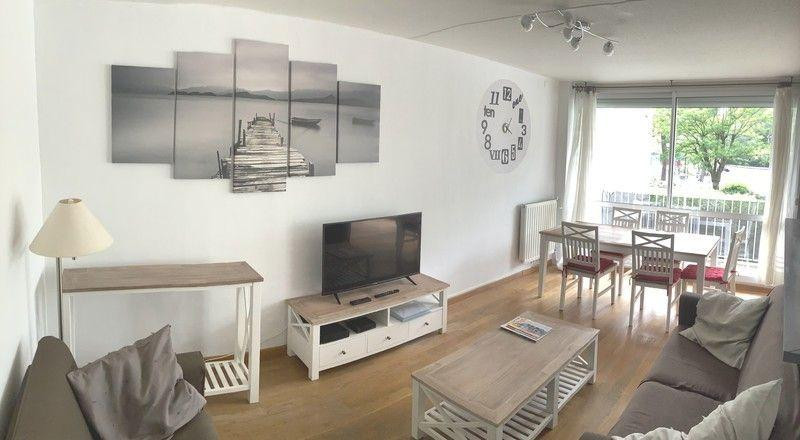 
                                                Location
                                                 1chb dans coloc de 4 mixte  97m² meublé balcon
