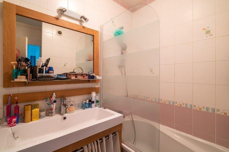 
                                                Location
                                                 1chb dans coloc de 4 mixte  97m² meublé balcon