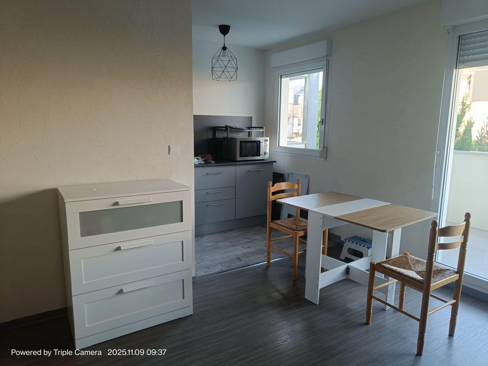 
                                                Location
                                                 1ère location studio  meublé fontaine les Dijon