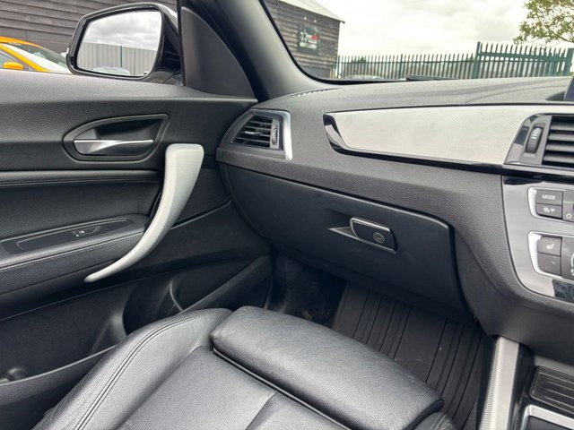 
                                                Voiture
                                                 2.0 218d M Sport Convertible 2dr Diesel Auto Euro 6 (s/s) (150 ps)