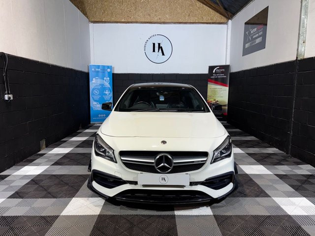 
                                                Voiture
                                                 2.0 CLA45 AMG Coupe 4dr Petrol SpdS DCT 4MATIC Euro 6 (s/s) (381 ps)