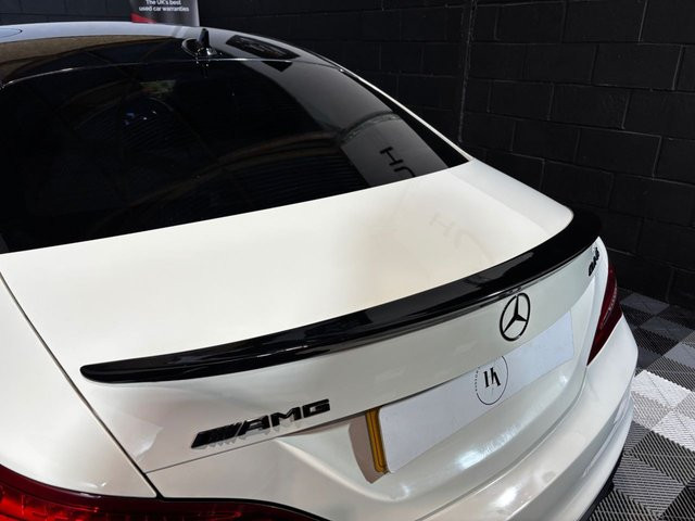 
                                                Voiture
                                                 2.0 CLA45 AMG Coupe 4dr Petrol SpdS DCT 4MATIC Euro 6 (s/s) (381 ps)