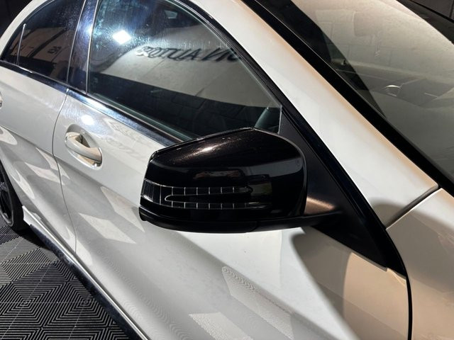 
                                                Voiture
                                                 2.0 CLA45 AMG Coupe 4dr Petrol SpdS DCT 4MATIC Euro 6 (s/s) (381 ps)