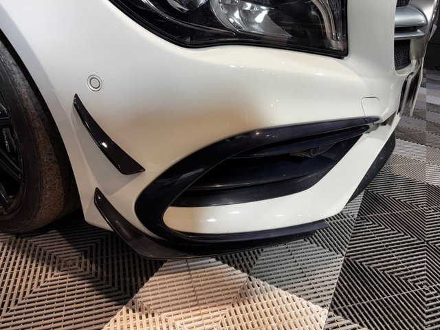 
                                                Voiture
                                                 2.0 CLA45 AMG Coupe 4dr Petrol SpdS DCT 4MATIC Euro 6 (s/s) (381 ps)