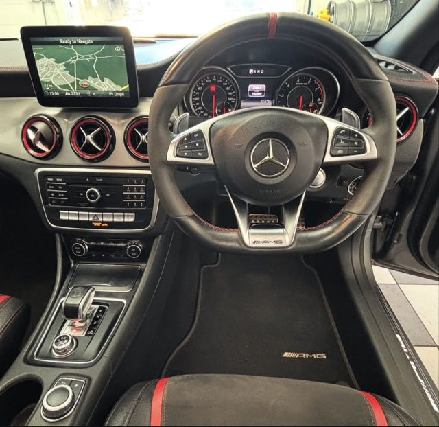 
                                                Voiture
                                                 2.0 CLA45 AMG Coupe 4dr Petrol SpdS DCT 4MATIC Euro 6 (s/s) (381 ps)