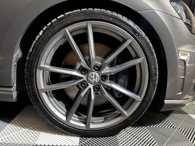 
                                                Voiture
                                                 2.0 TSI BlueMotion Tech R Hatchback 5dr Petrol Manual 4Motion Euro 6 (s/s) (300 ps)