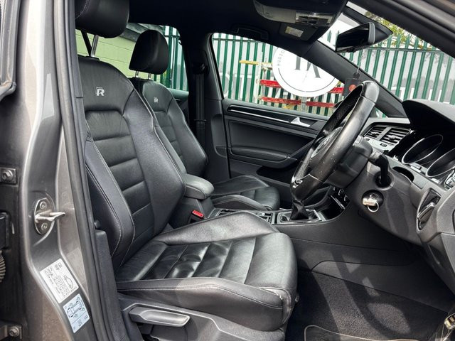 
                                                Voiture
                                                 2.0 TSI BlueMotion Tech R Hatchback 5dr Petrol Manual 4Motion Euro 6 (s/s) (300 ps)