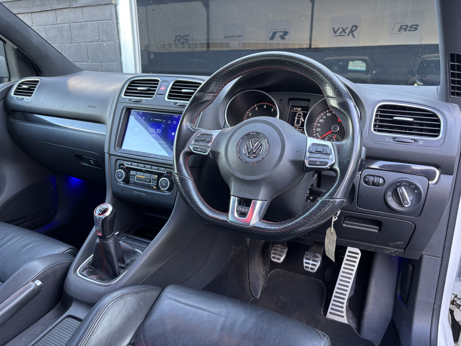 
                                                Voiture
                                                 2.0 TSI GTI Hatchback 3dr Petrol Manual Euro 5 (210 ps)