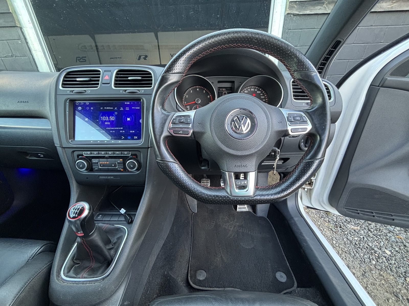 
                                                Voiture
                                                 2.0 TSI GTI Hatchback 3dr Petrol Manual Euro 5 (210 ps)