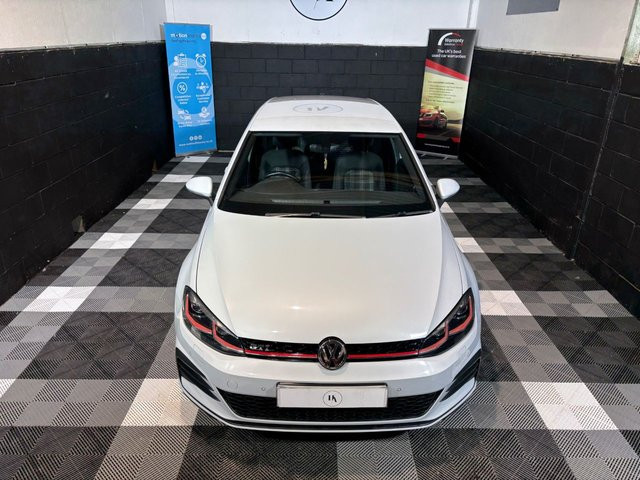 
                                                Voiture
                                                 2.0 TSI GTI Hatchback 3dr Petrol Manual Euro 6 (s/s) (230 ps)