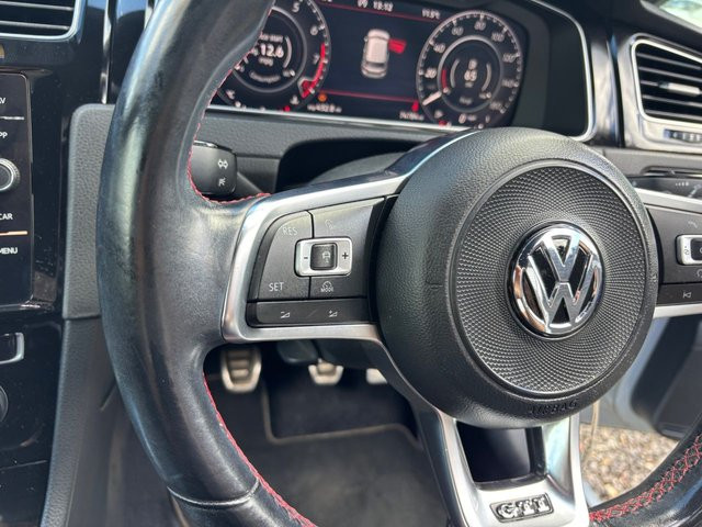 
                                                Voiture
                                                 2.0 TSI GTI Hatchback 3dr Petrol Manual Euro 6 (s/s) (230 ps)