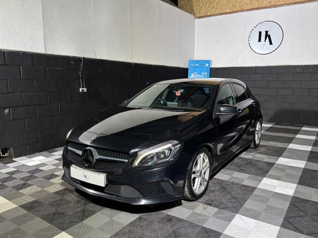 
                                                Voiture
                                                 2.1 A200d Sport Edition Hatchback 5dr Diesel Manual Euro 6 (s/s) (136 ps)