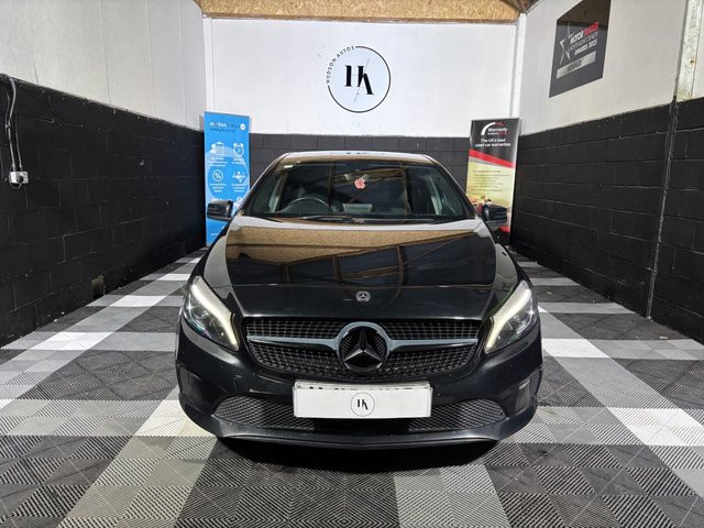 
                                                Voiture
                                                 2.1 A200d Sport Edition Hatchback 5dr Diesel Manual Euro 6 (s/s) (136 ps)
