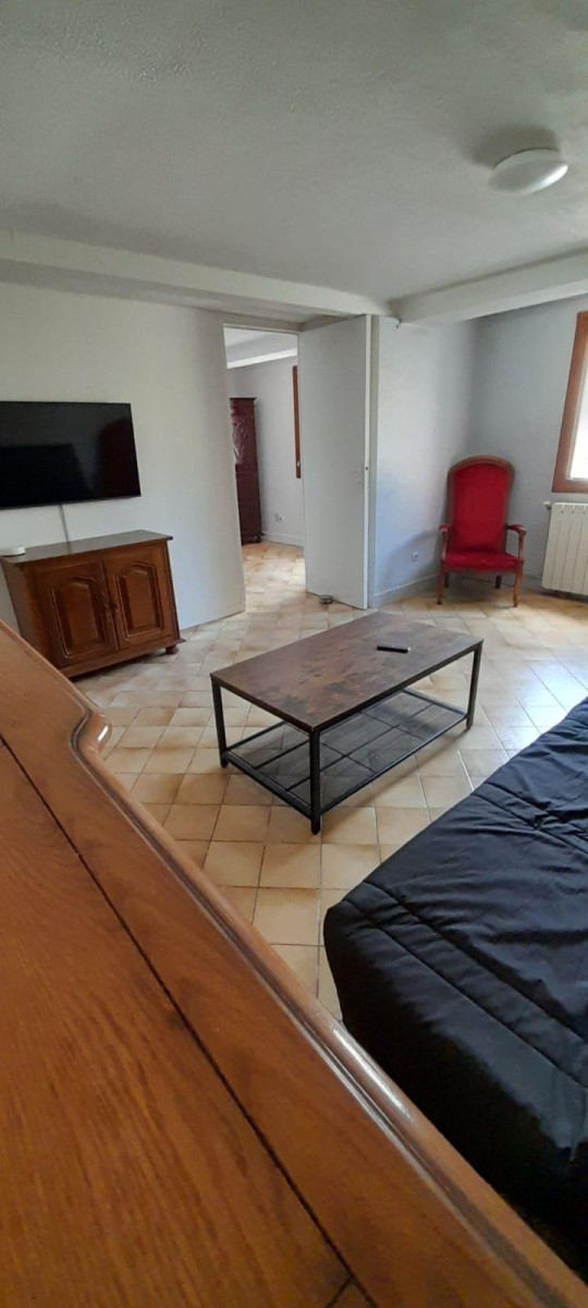 
                                                Location
                                                 2/3 pièces de 60 m2 à Trilport 77470