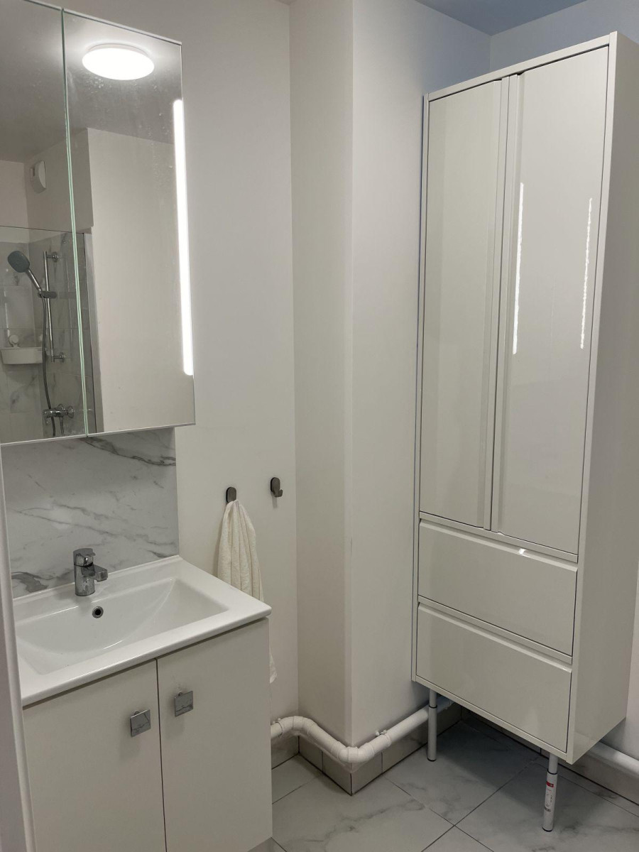
                                                Location
                                                 2/3p de 49m2 calme et lumineux, neuf, terrasse