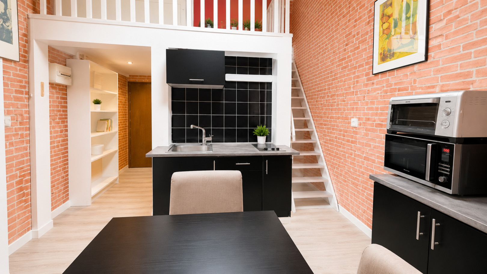 
                                                Vente
                                                 2 appartements en 1