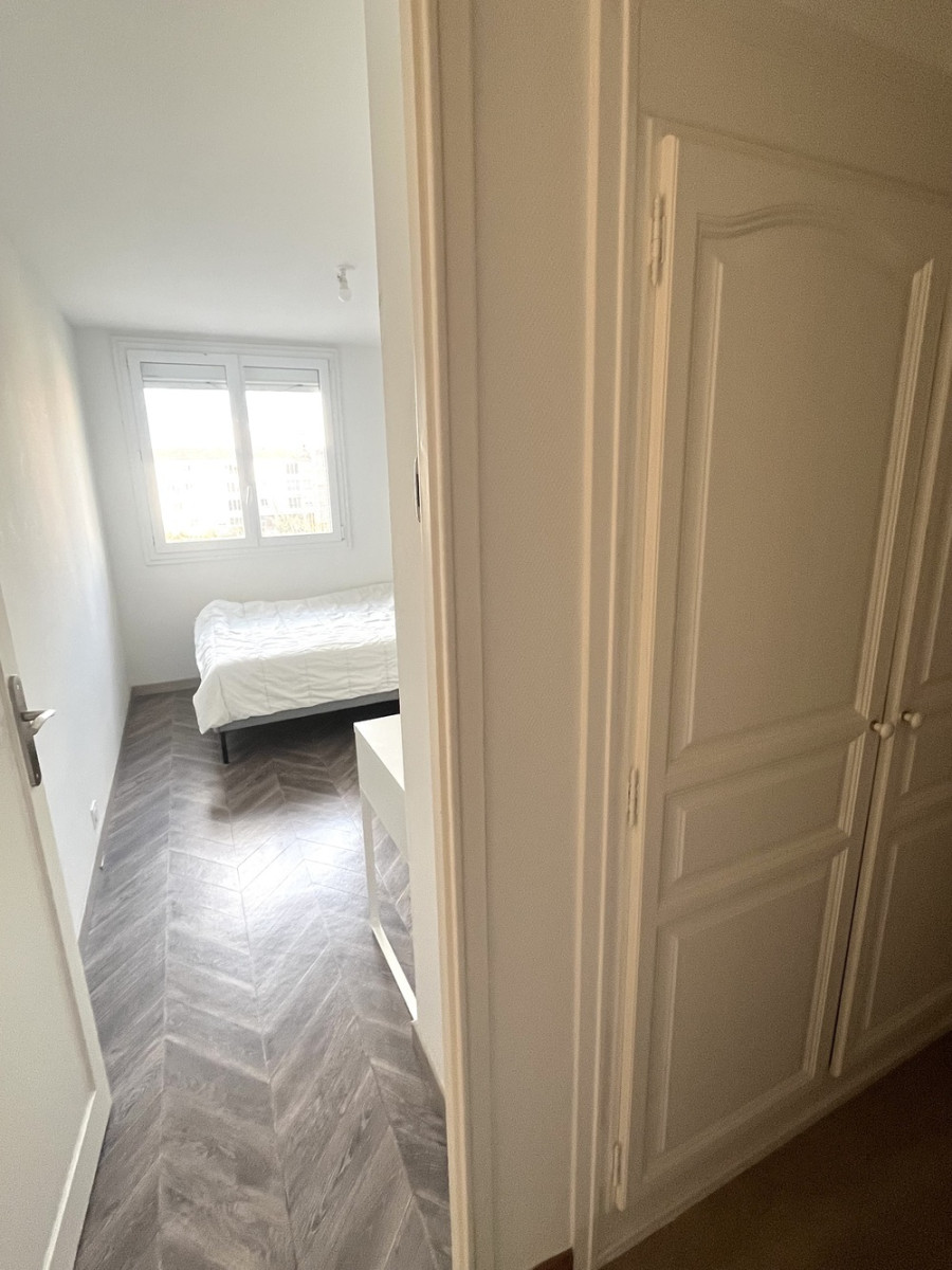 
                                                Colocation
                                                 1 chambre dans colocation Beaulieu Rennes 1