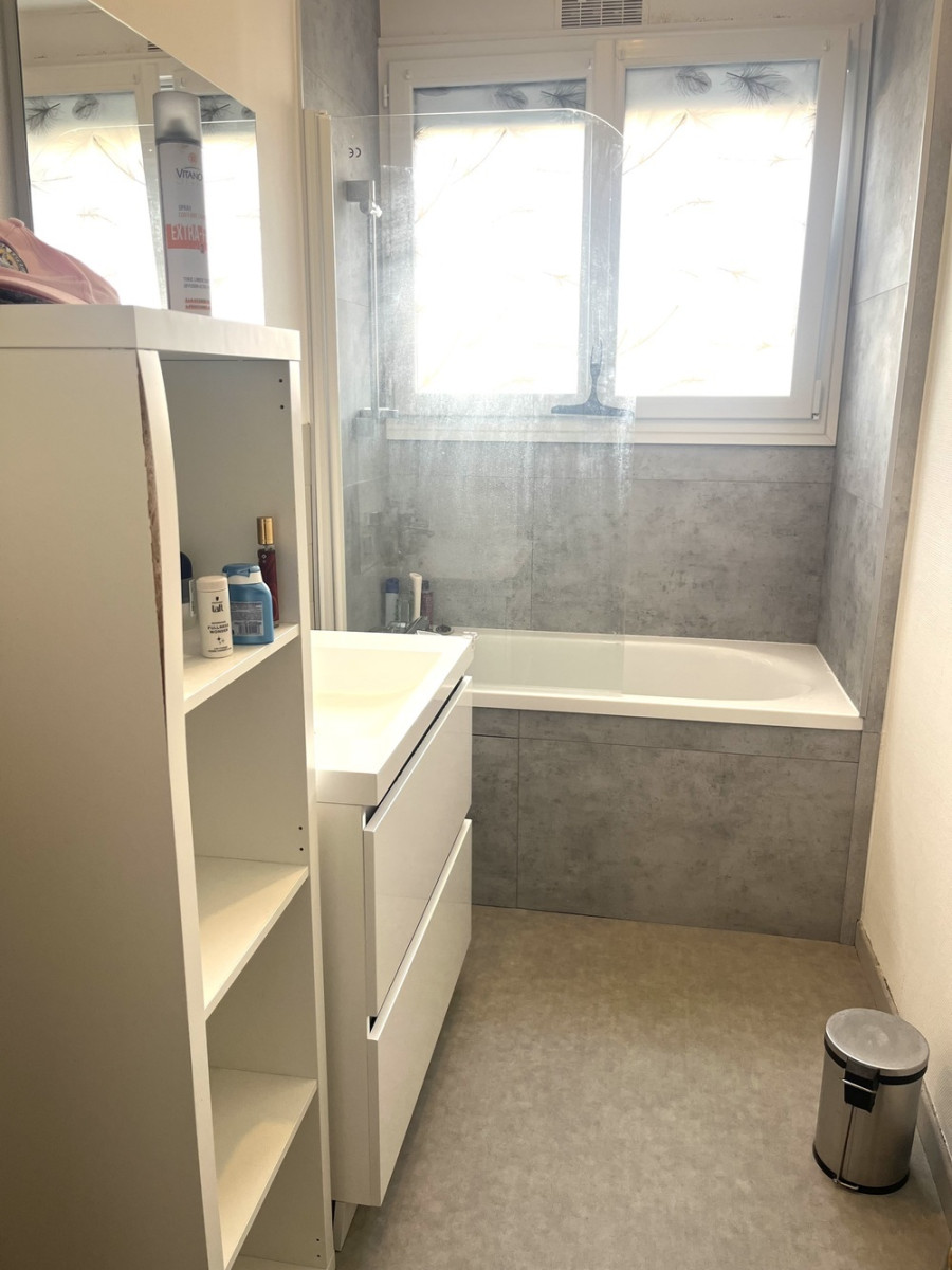 
                                                Colocation
                                                 1 chambre dans colocation Beaulieu Rennes 1