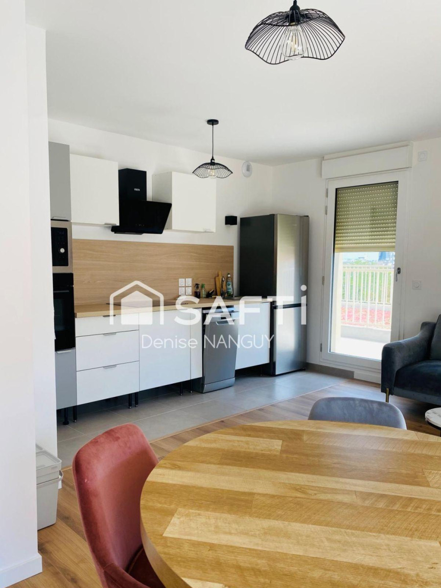 
                                                Colocation
                                                 2 chambres dans superbe coloc avec terrasse 44m²