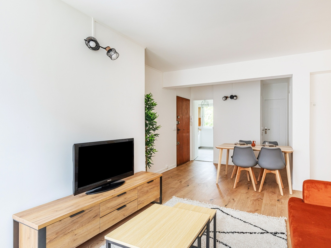 
                                                Colocation
                                                 2 chambres disponibles en colocation