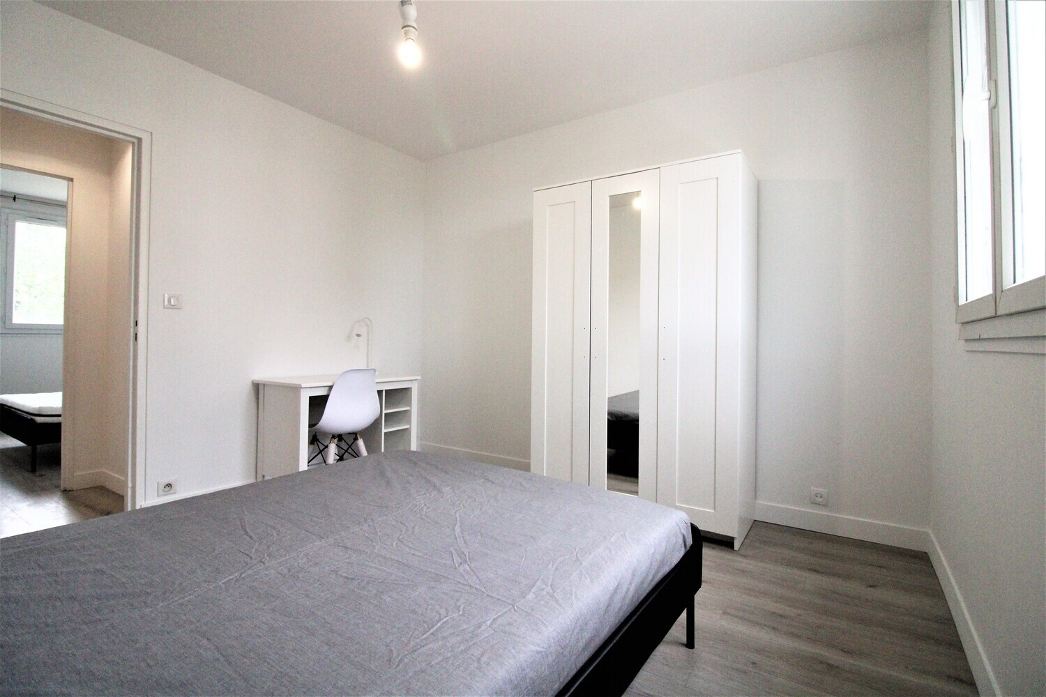 
                                                Colocation
                                                 2 chambres disponibles en colocation