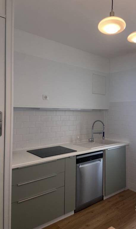 
                                                Colocation
                                                 2 chambres dispos dans belle coloc rénovée