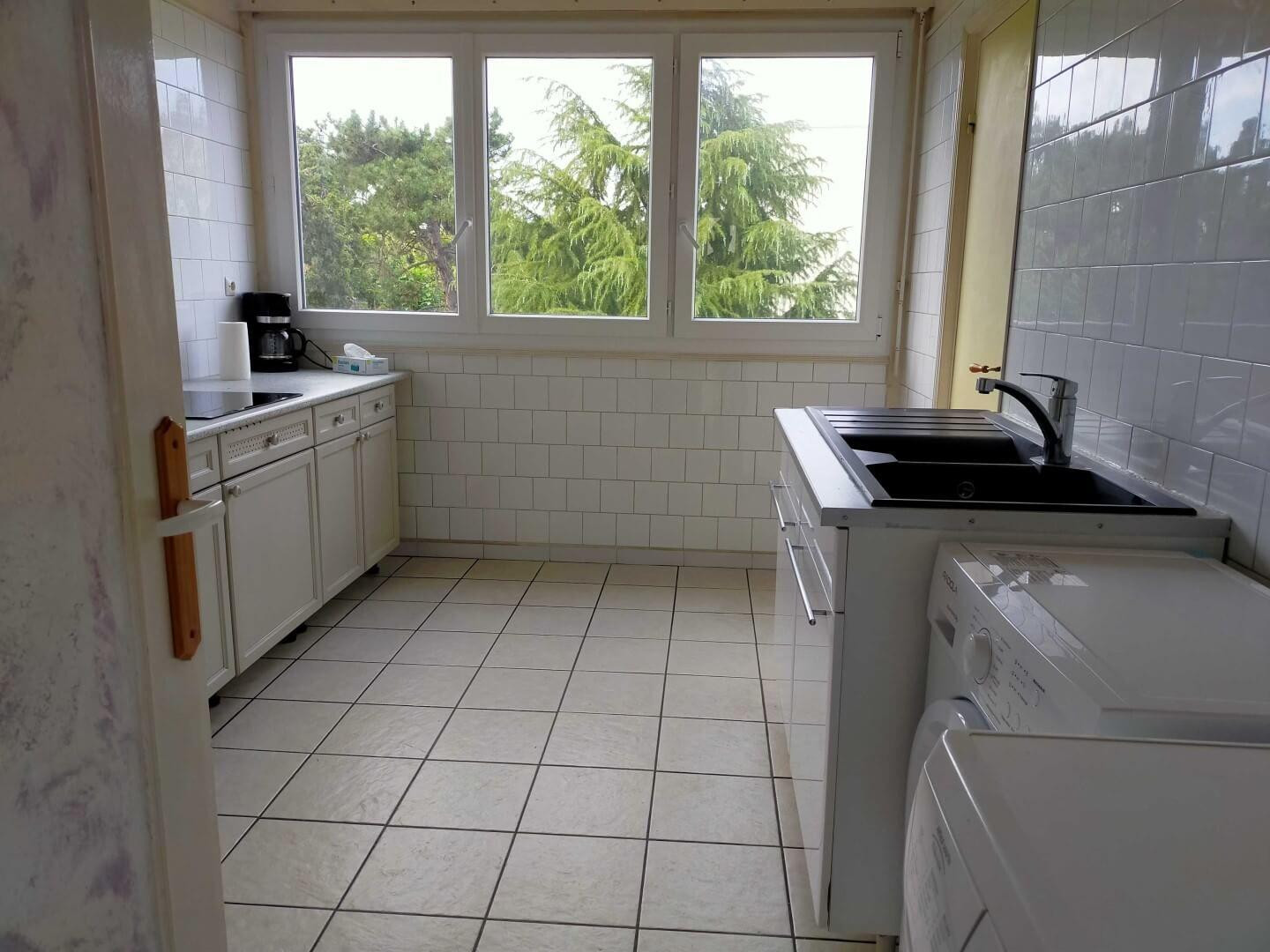 
                                                Colocation
                                                 2 chambres dispos dans coloc 77m²