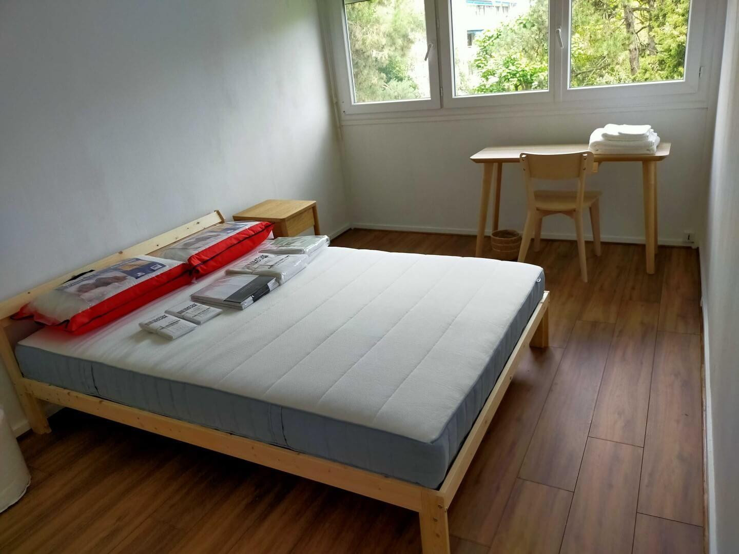 
                                                Colocation
                                                 2 chambres dispos dans coloc 77m²