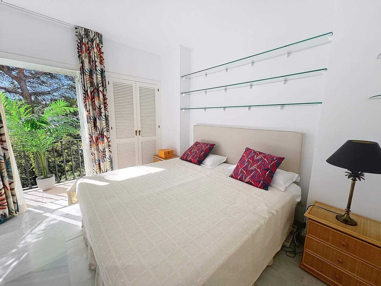 
                                                Vente
                                                 2 chambres sur le Golf de la Quinta