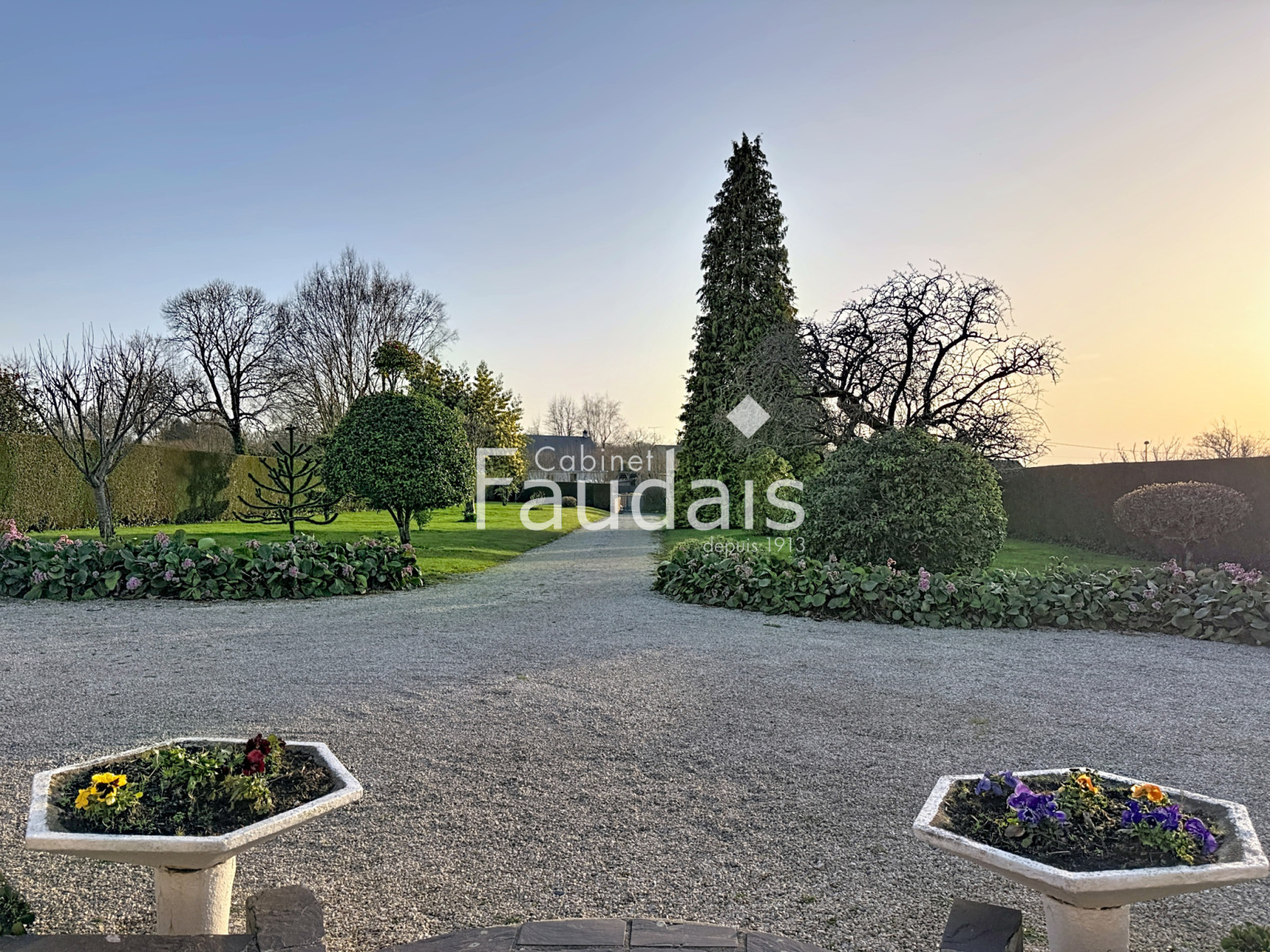 
                                                Vente
                                                 2 minutes de ST LO