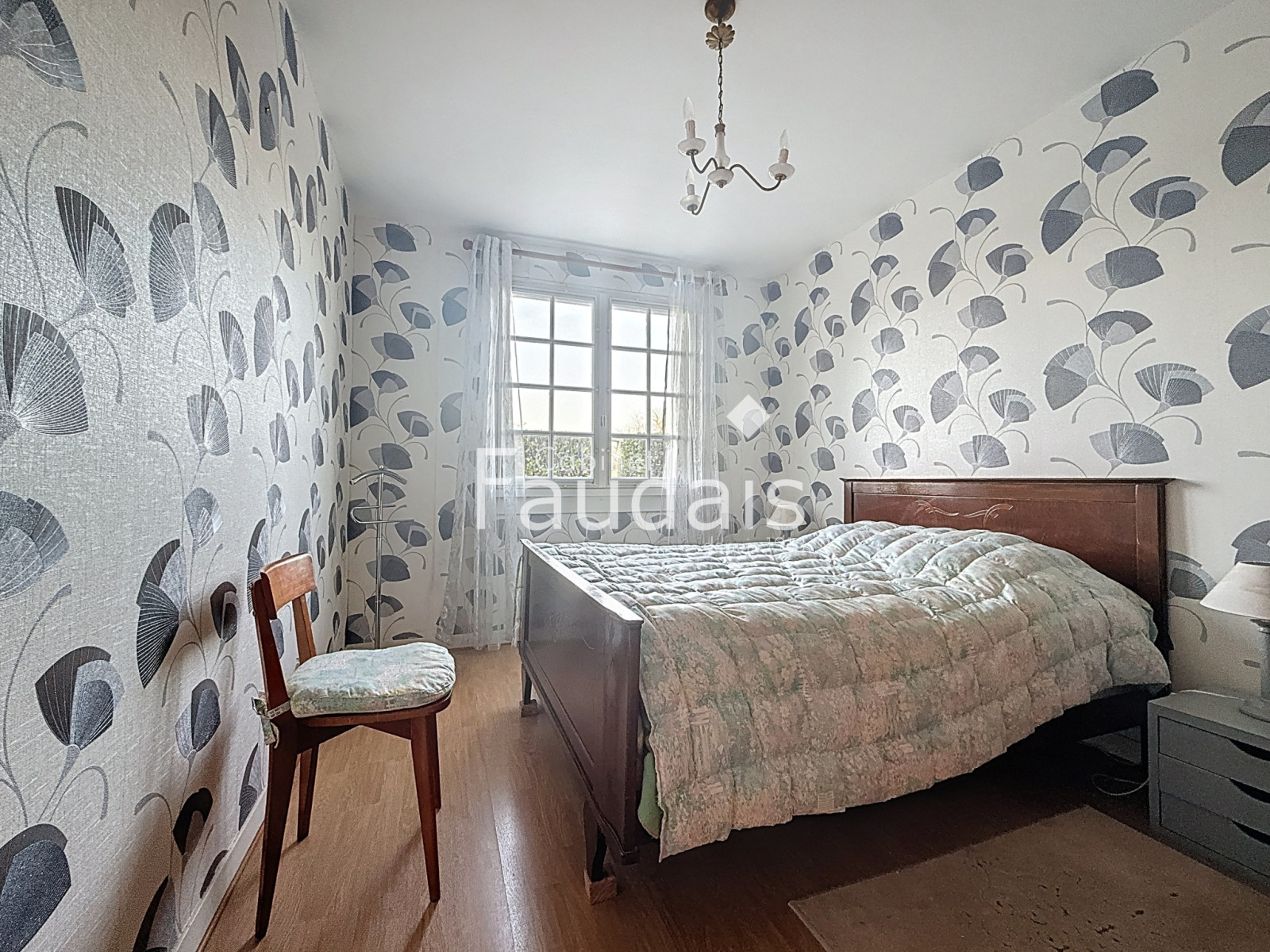 
                                                Vente
                                                 2 minutes de ST LO