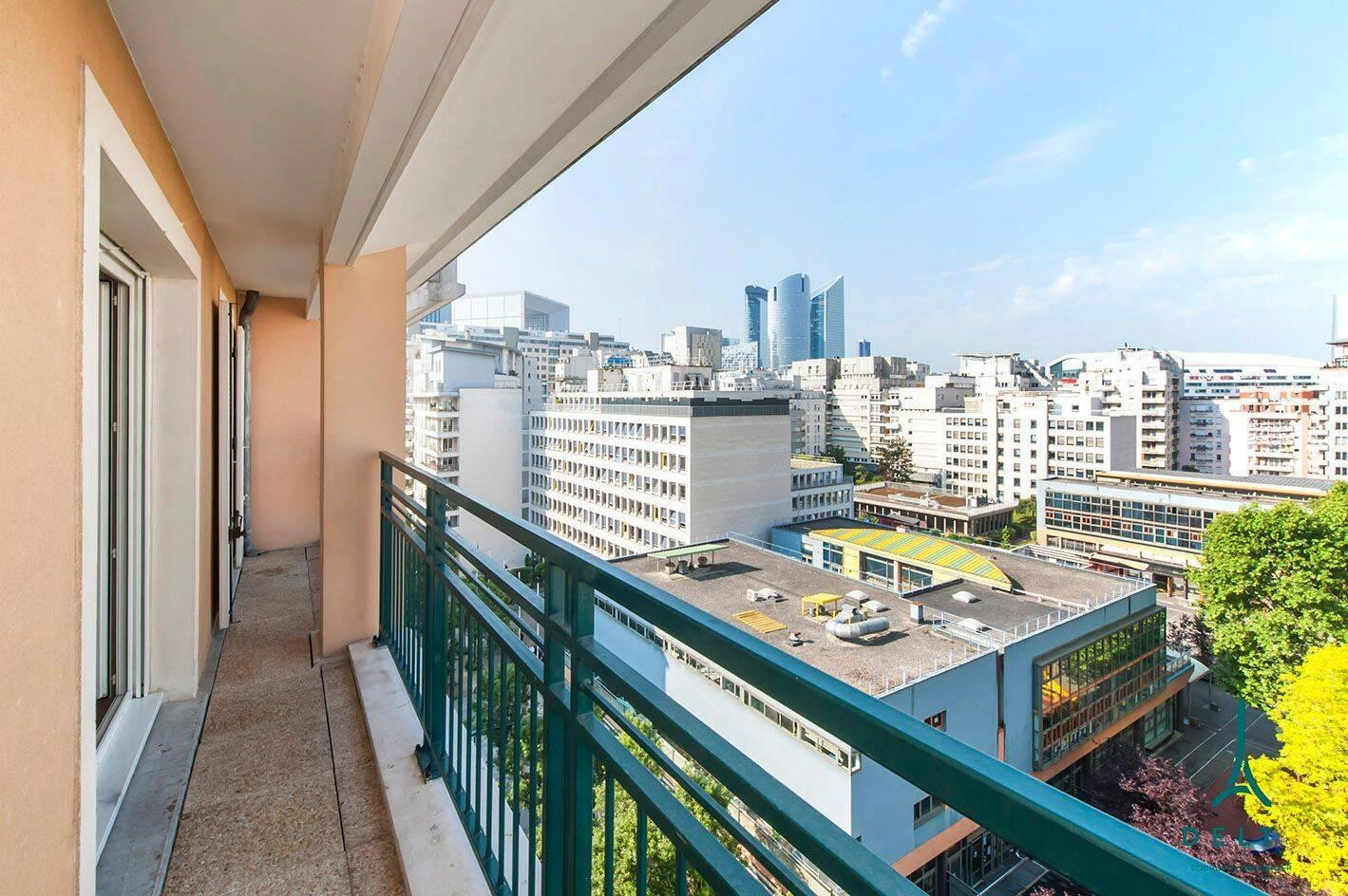 
                                                Location
                                                 2 p meublé - balcon - parking - proche La Défense