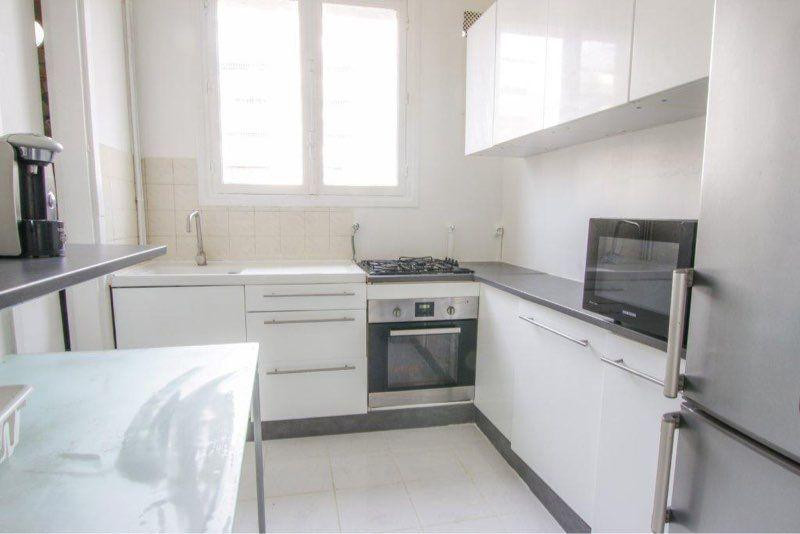 
                                                Location
                                                 2 pièce mairie d’asnieres 40m2
