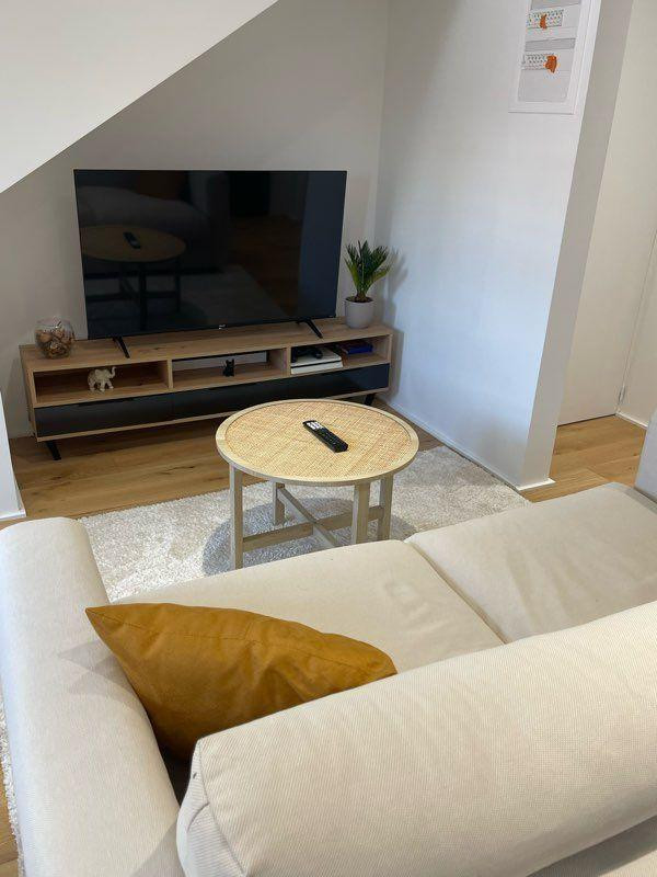 
                                                Location
                                                 2 pièces 27m2 meublé