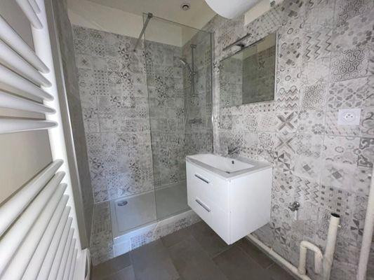 
                                                Location
                                                 2 pièces 40 m2 à louer à Malakoff