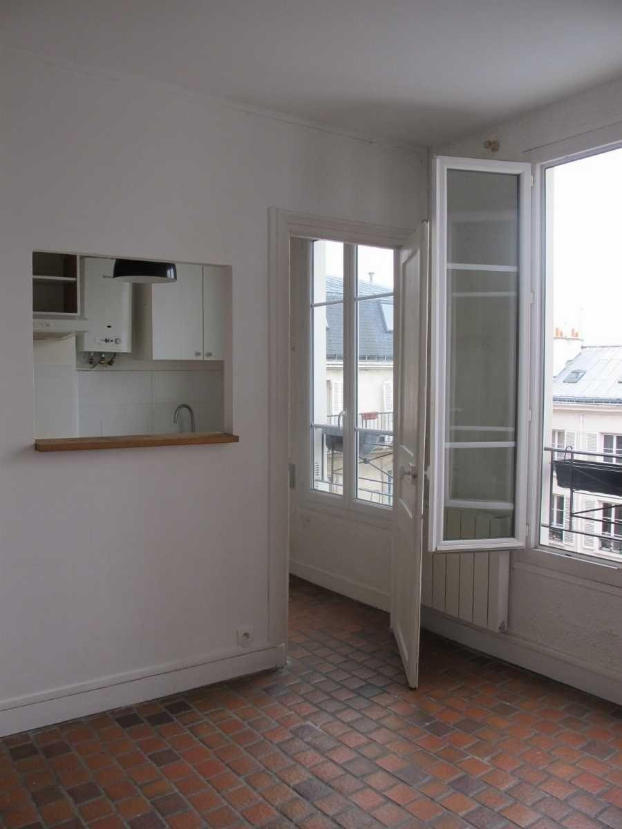 
                                                Location
                                                 2 pièces 45 m2 dans le Marais