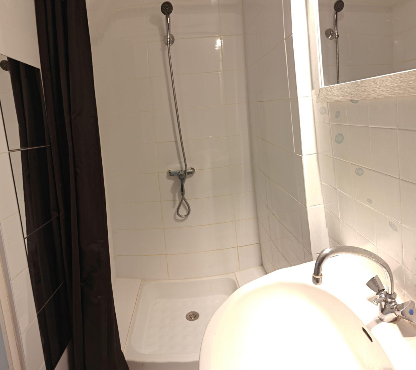 
                                                Location
                                                 2 Pièces 455· 23 m2 Pièces, 23 m² La Roche sur-Yon