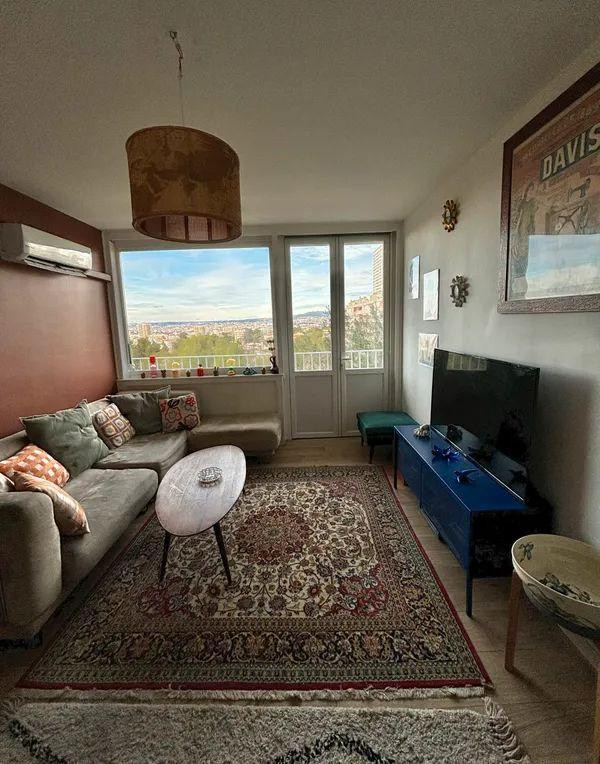 
                                                Location
                                                 2 Pièces 47m2 av balcon Marseille mars à fin juin