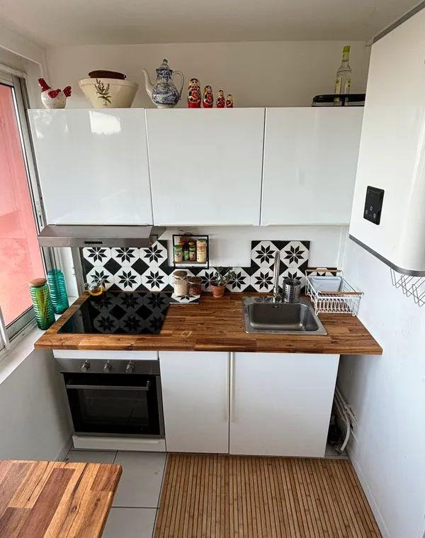 
                                                Location
                                                 2 Pièces 47m2 av balcon Marseille mars à fin juin