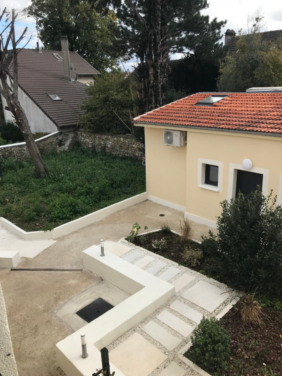 
                                                Vente
                                                 2 pièces