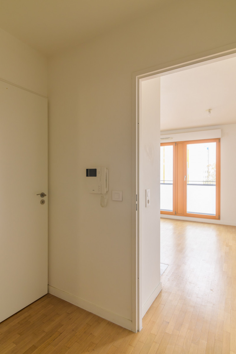 
                                                Vente
                                                 2 pièces