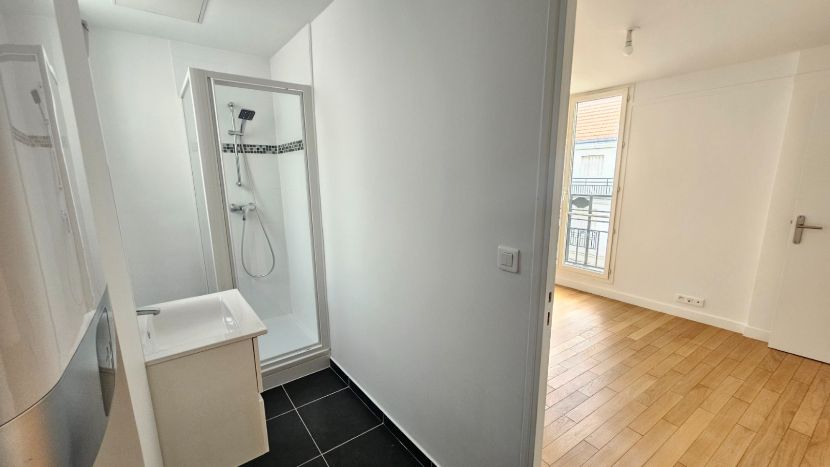 
                                                Vente
                                                 2 pièces