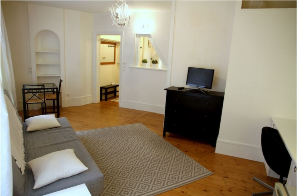 
                                                Location
                                                 2 pièces