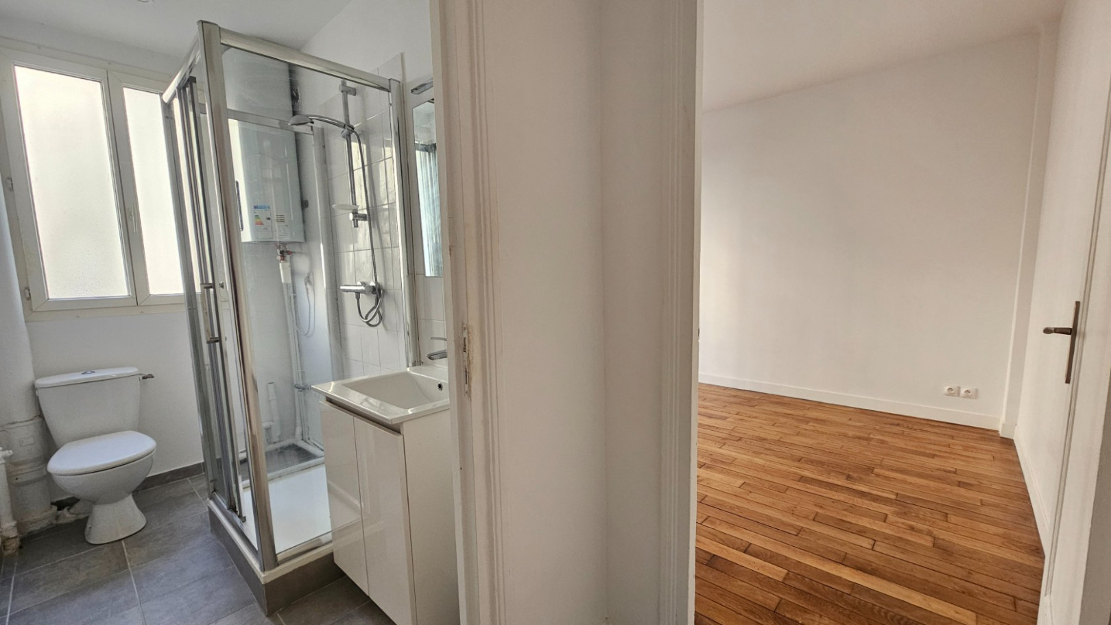 
                                                Vente
                                                 2 pièces