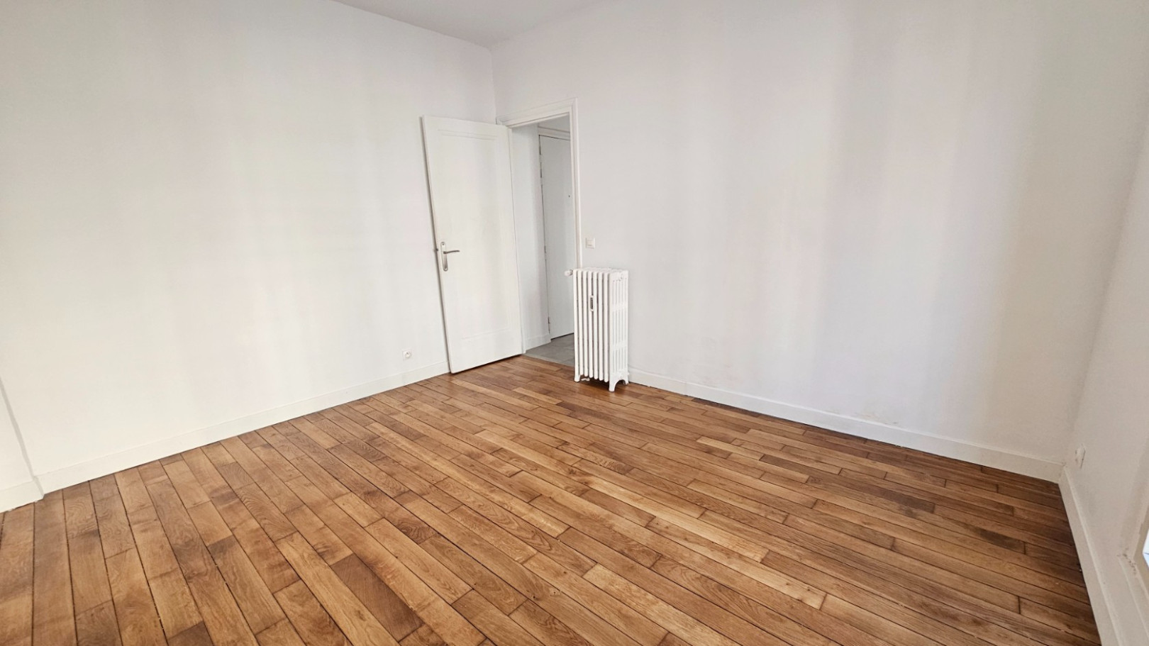 
                                                Vente
                                                 2 pièces