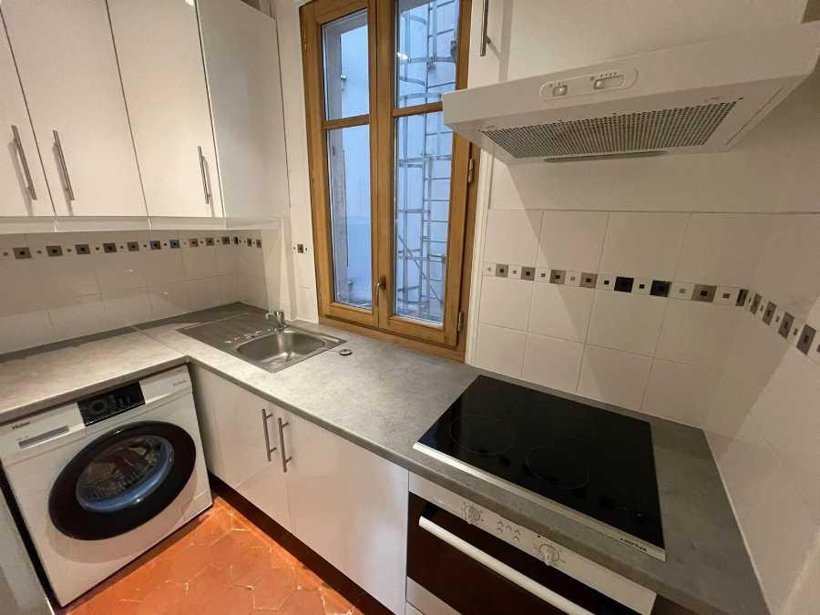 
                                                Location
                                                 2 pièces à louer à Levallois
