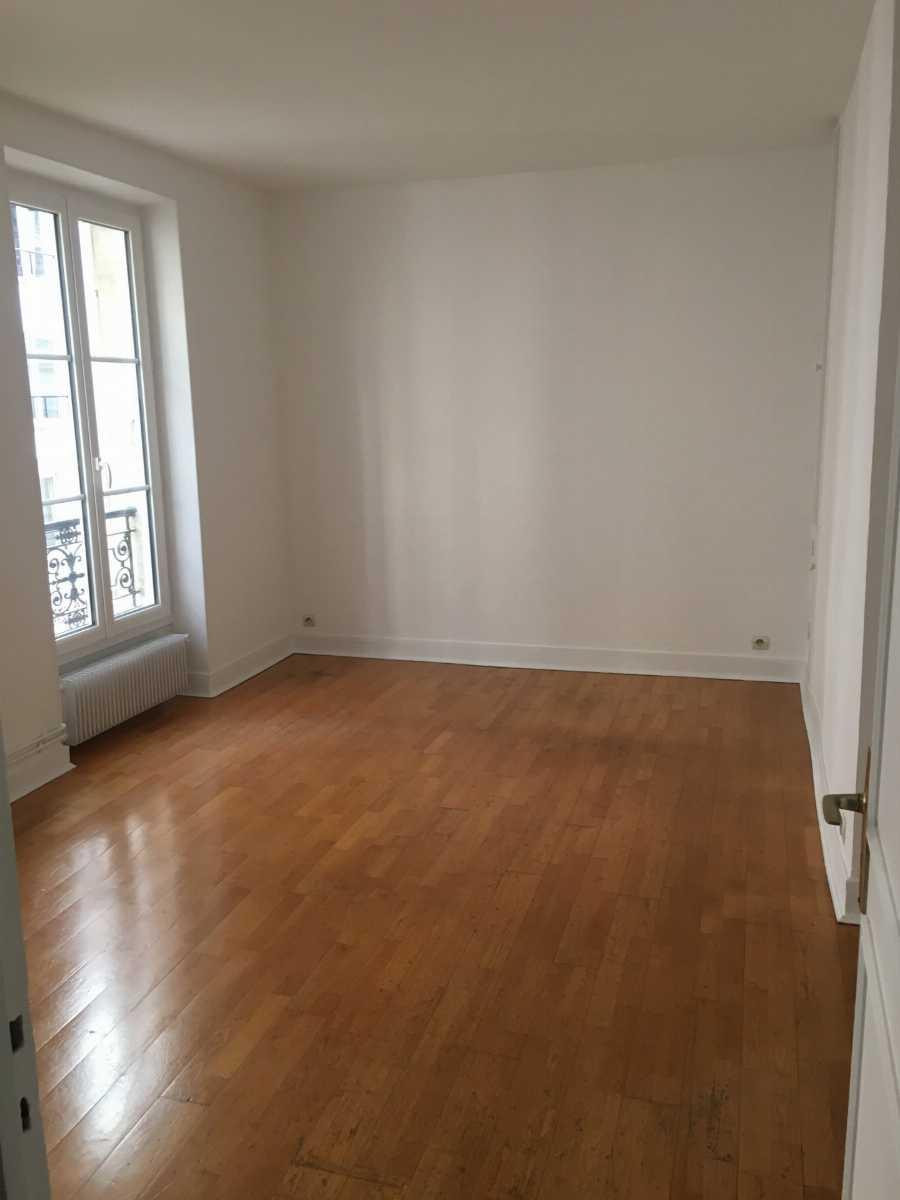 
                                                Location
                                                 2 pièces à louer à Paris 16è